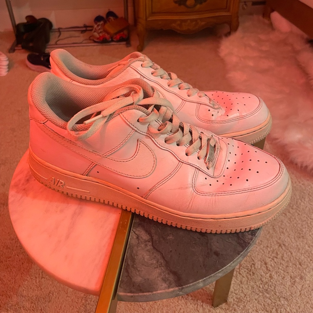 white nike air force 1’s